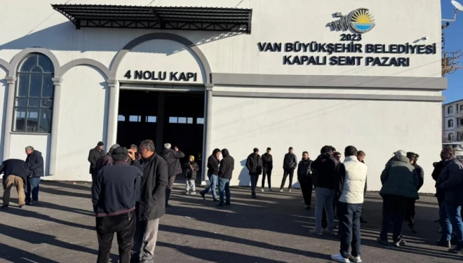 Van’da Kapalı Semt Pazarında gerginlik!