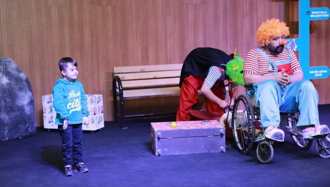 İpekyolunda Dünya Engelliler Gününde  Tiyatro Gösterimi