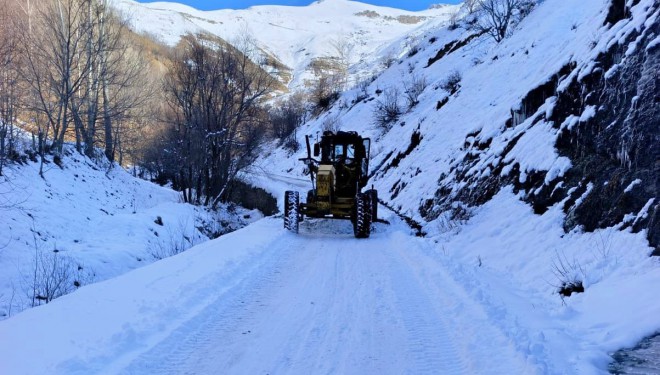 Van’da 35 ulaşım yolu kapalı