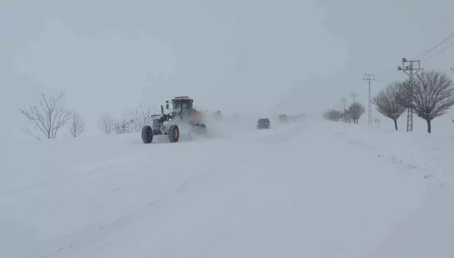 Kurubaş Geçidi ulaşıma açıldı