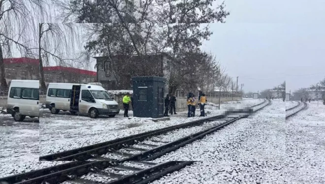 Trenin çarptığı çocuk hayatını kaybetti!