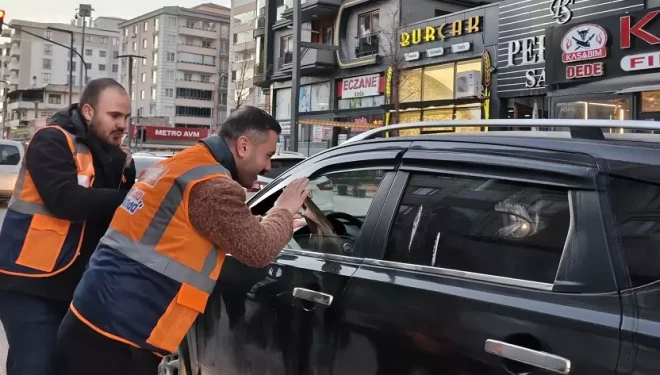 AK Gençlik’ten Van’da Trafikte İftar İkramı