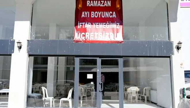 Van’da iş insanlarından ücretsiz iftar...