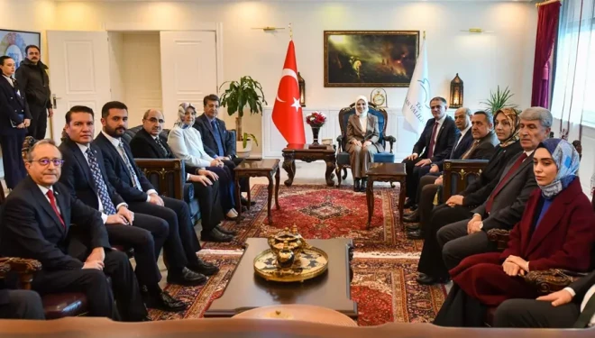 Aile ve Sosyal Hizmetler Bakanı Göktaş Van’da