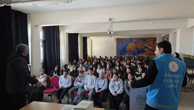 Çaldıran’da gençlik huzura koşuyor