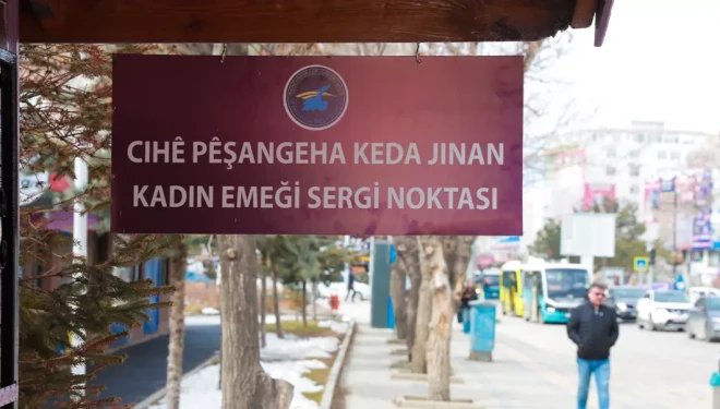 İpekyolu Belediyesi İlk Kadın Emeği Sergi Noktasını Açtı