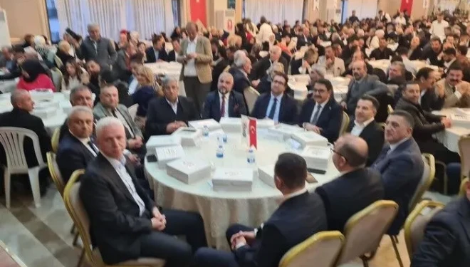 İstanbul’da Vanlılar İftar Sofrasında Buluştu