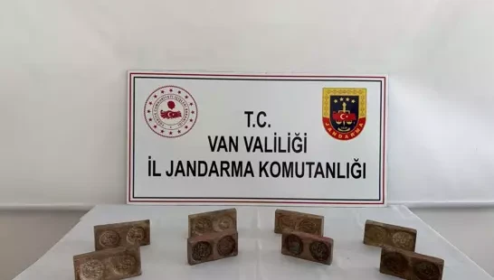 Van'da 3,5 milyon TL değerinde tarihi eserler ele geçirildi