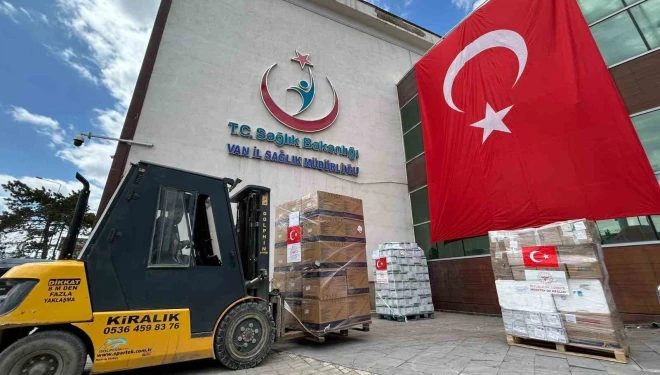 Türkiye’den İran’a sağlık desteği: Van’dan gönderilen yardım tırı sayısı 9 oldu