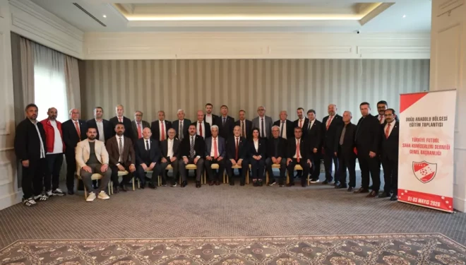 Türkiye Futbol Saha Komiserleri Van'da buluştu
