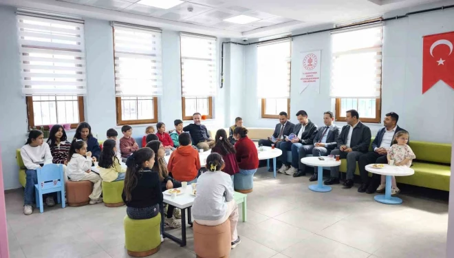 Muradiye’nin minik yazarları ilk imzalarını attı