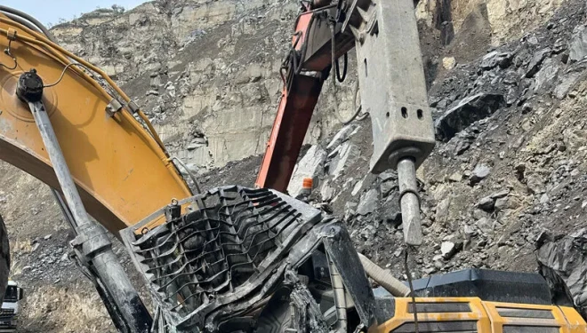 İş makinasının altında kalan çocuk hayatını kaybetti