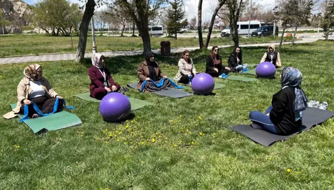 Van’da "Her Gebeye Bir Ebe" projesinden Anneler Günü etkinliği