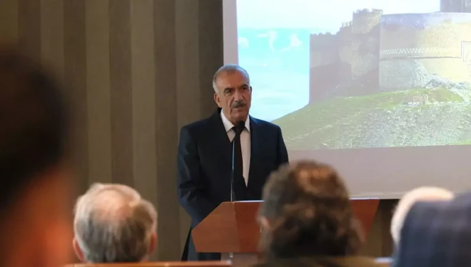Fotoğraf sanatçısı Ali İhsan Öztürk’ten “Van Güzel” kitabı