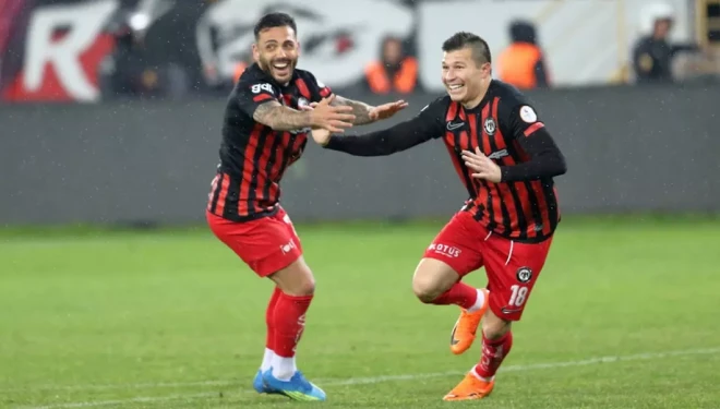 Süper Lig yolunda finalin adı: Çorum FK - Esenler Erokspor