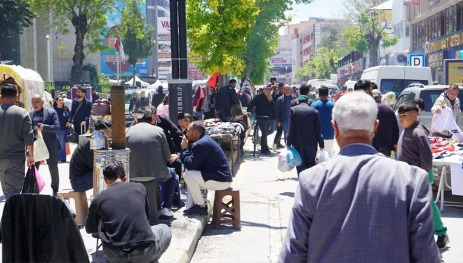 Van TSO Başdanışmanı Emre Küçükgökçe: “Cadde adeta işgale açıldı”