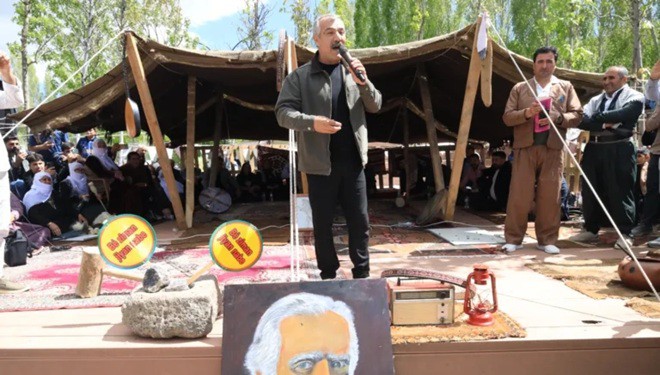 Muradiye Şelalesi’nde on binleri buluşturan müzik şöleni