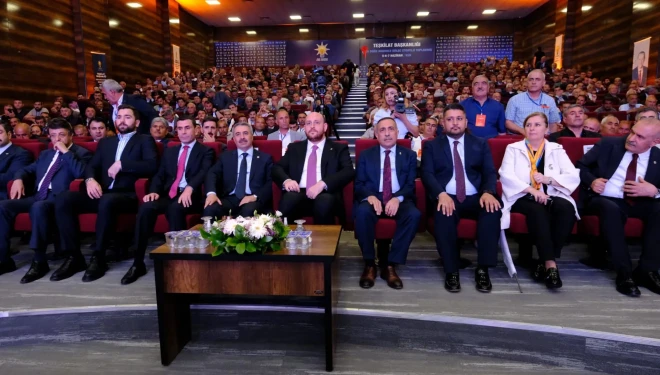 AK Parti'nin Orta Doğu Anadolu Strateji Kampı Van'da başladı