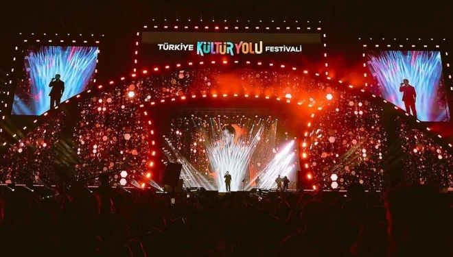 Van Kültür Yolu Festivali’nin programı açıklandı: O sanatçılar sahne alacak