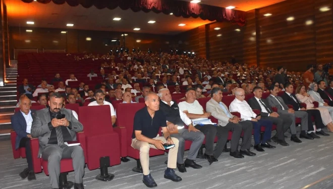Van’da ’Muhtarlar Akademisi’ başladı