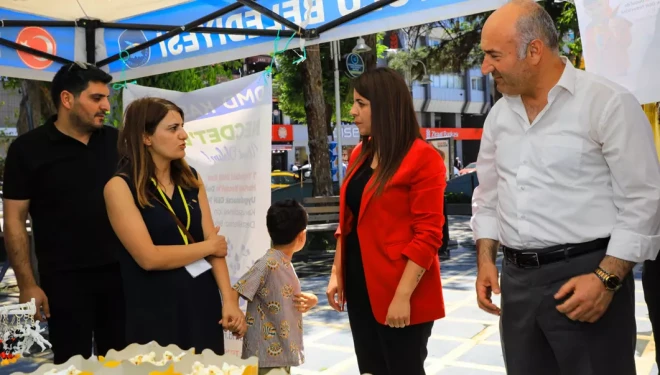 DMD kas hastası Necdet için kurulan dayanışma kermesini eşbaşkanlar ziyaret etti
