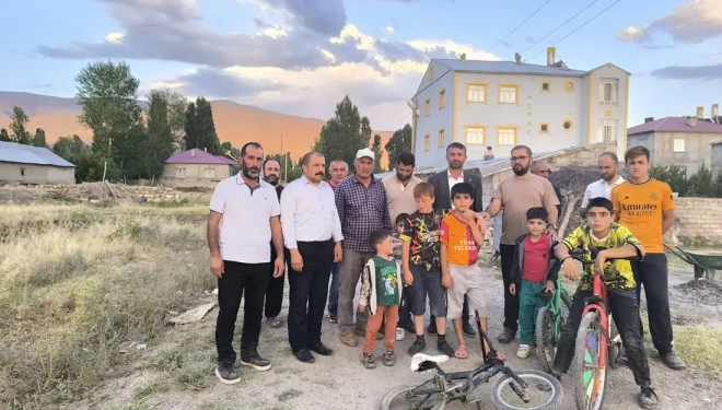 Muradiye'de kanalizasyon tepkisi