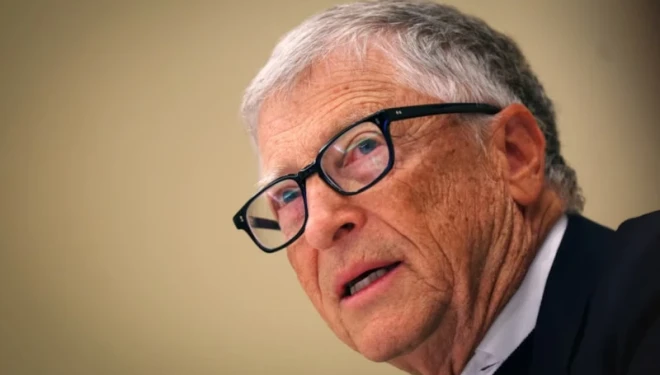 Bill Gates'ten çarpıcı iddia: Yapay zeka 1 milyar kişiyi öldürebilir