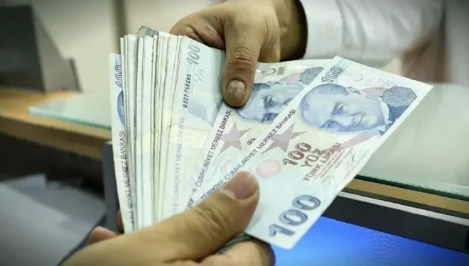 DİSK-AR hesapladı: Asgari ücret 9 ayda yüzde 28 eridi!