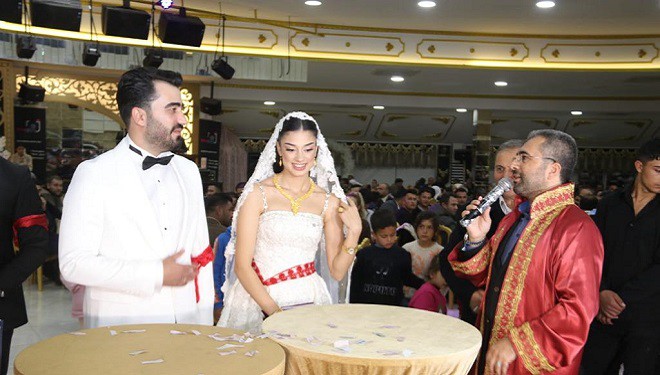 Reşat ve Dilfuruz Kara çifti görkemli bir düğünle evlendi