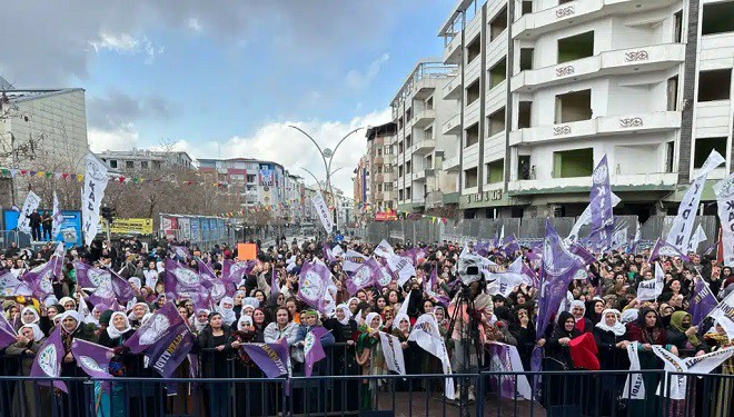 Van’da 8 Mart coşkuyla kutlandı