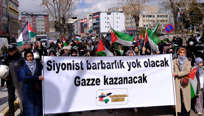 Van'da Gazze'ye destek eylemi