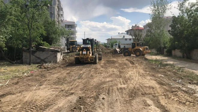 İpekyolu ilçesinde yeni yol yapılıyor