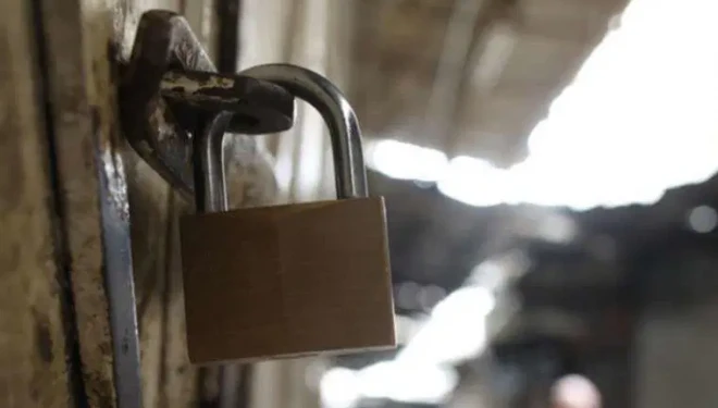 Van'da kaç esnaf kepenk kapattı: Sayyiğit sordu, bakan Bolat açıkladı