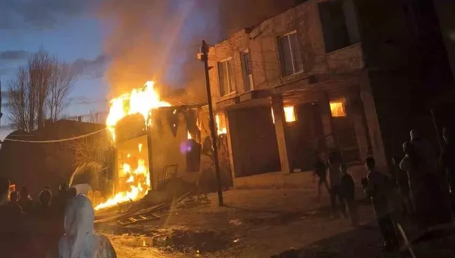 Van’da iş yerinde yangın paniği