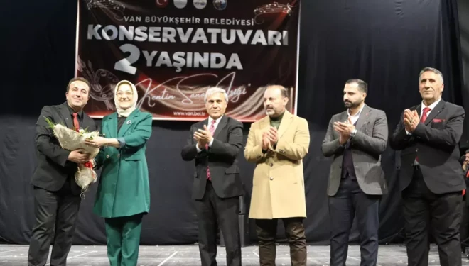 VBB, konservatuvarı kuruluşunun ikinci yıl dönümünü kutladı