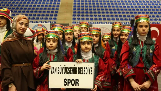 VBB halk oyunlarında il birincisi oldu