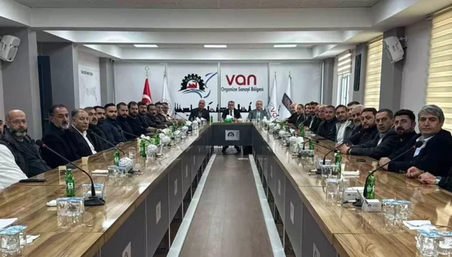 Başkan Memet Aslan sanayicilerle bir araya geldi