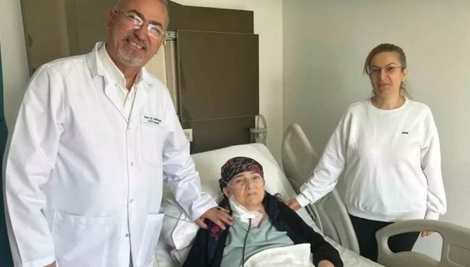 20 yıllık tümör Van’da yapılan ameliyatla alındı