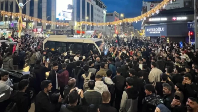 Van’da kutlama konvoylarına trafik cezası iddiası