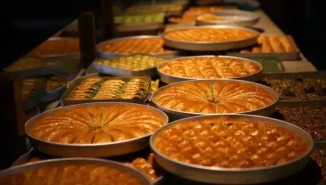 Van'da bayram telaşı başladı: Tatlı fiyatları cep yakıyor