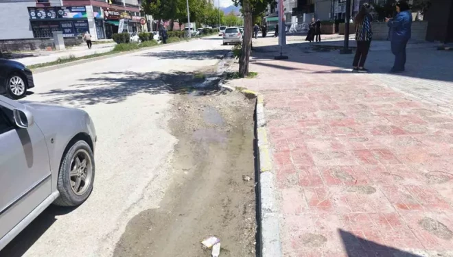 Van’ın tarihi caddesi altyapı kurbanı