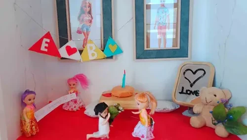 Van YYÜ’de ‘4. Tiyatro Dekorları Maket Sergisi’ açıldı