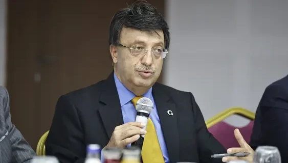 Türkmenoğlu: “Van, Yenilenebilir Enerji Yatırımlarıyla Bölgesel Merkez Olma Yolunda”