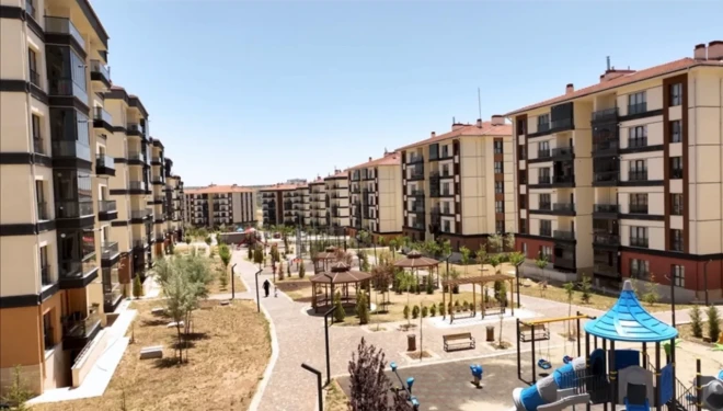 Van’da kiralık konut krizi büyüyor: “Asgari ücretli vatandaş ev bulamıyor”