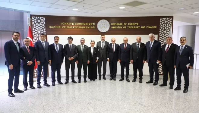 Türkmenoğlu: “Van, Bölgenin Ekonomik Lokomotiflerinden Biri Olmaya Aday”