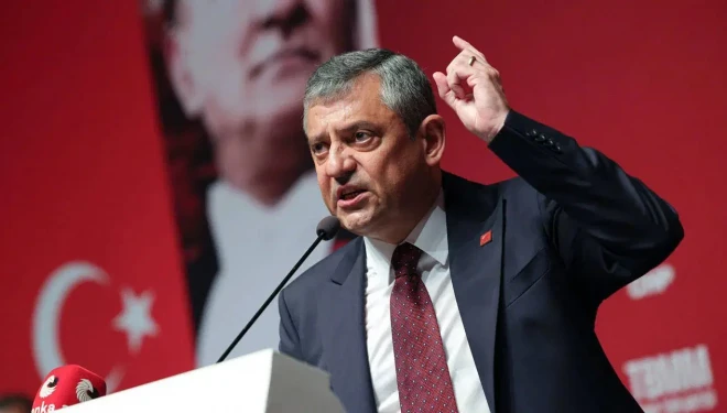 Özgür Özel'den 'kurultay' ve 'yeni parti' açıklaması