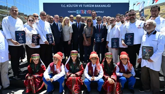 Van'da Türkiye Kültür Yolu Festivali başladı