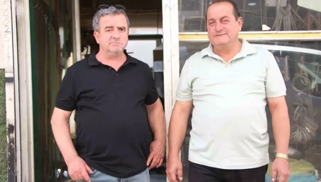 Vanlı kardeşler babadan kalma demircilik mesleğini ayakta tutmaya çalışıyor