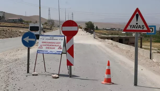 Van Büyükşehir Belediyesinin alternatif yolu 7 ayda deforme oldu