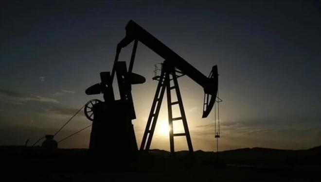 Brent petrolün varil fiyatı yükselişe geçti